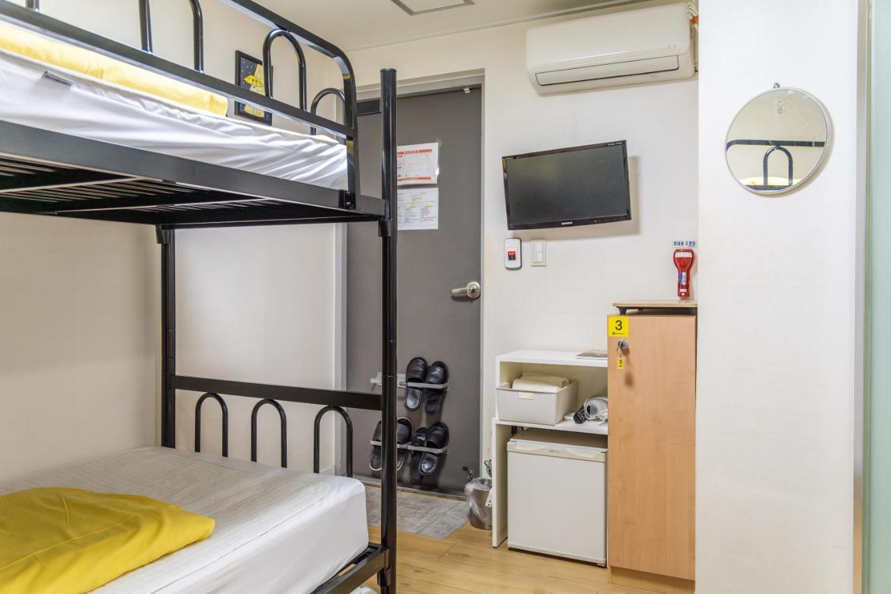 24 Guesthouse Dongdaemun Market Сеул Экстерьер фото